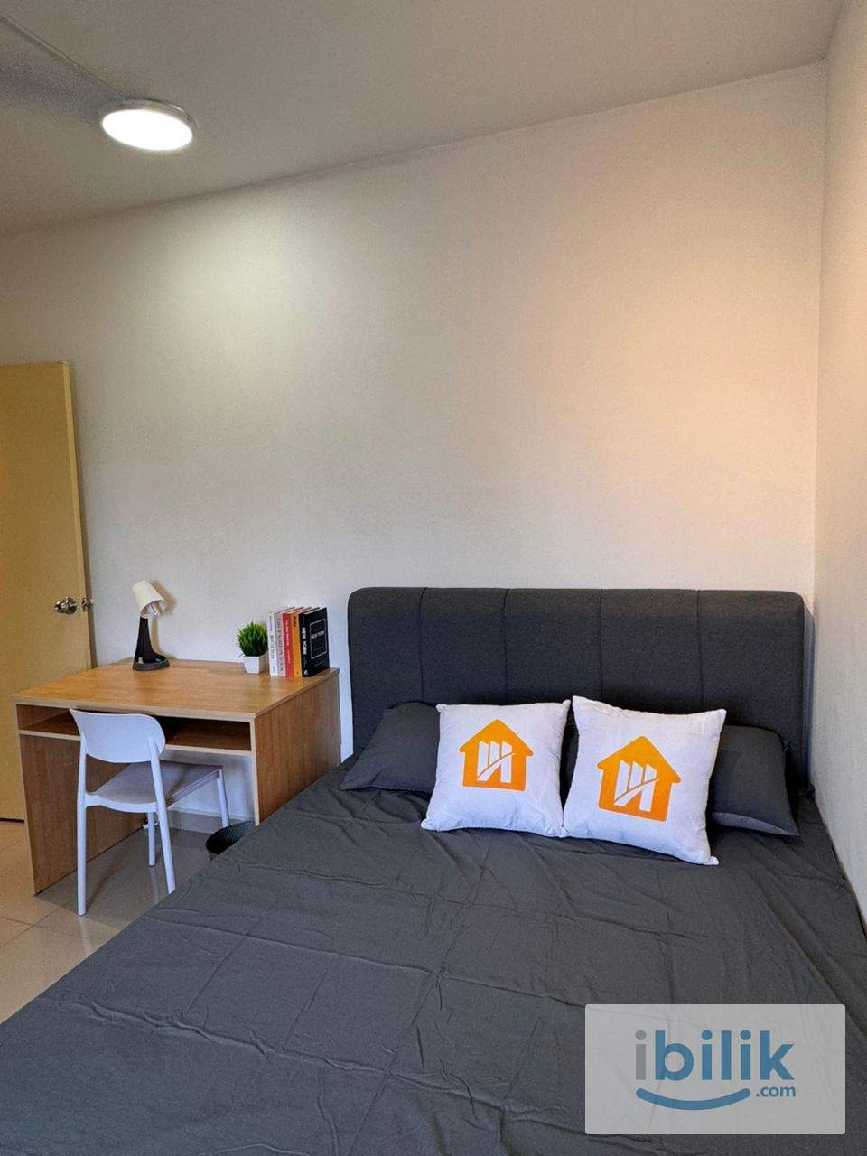 De Tropicana, Kuchai Lama 📍Private bathroom‼️Newly RENO ⭐️ NEAR MRT, Master Room Fully Furnished @ NEW Aircond - Image 6
