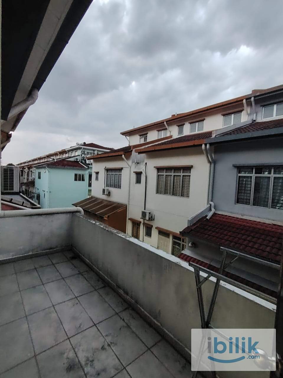 Master Room, Near Puchong Prima LRT - Image 1