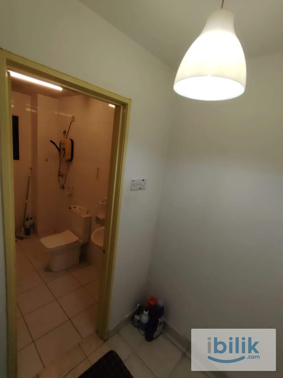 Master Room, Near Puchong Prima LRT - Image 3