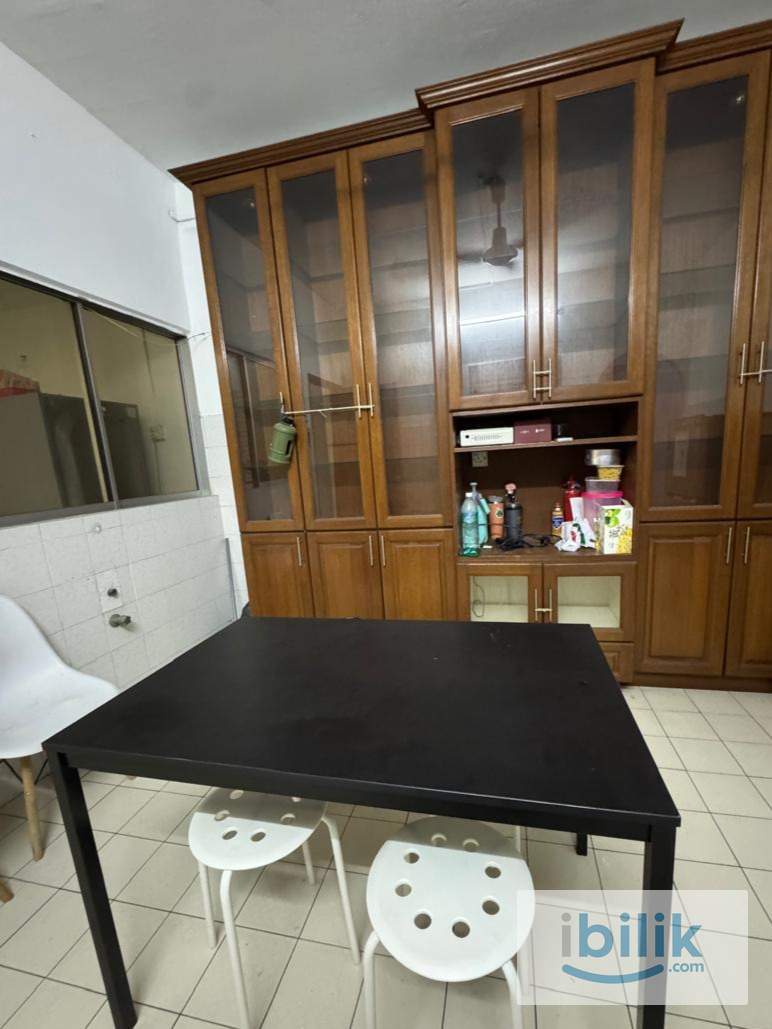 💥✨ HOT DEAL ✨💥 ROOM FOR RENT  ‼️ 🏠 AirCond & Fully Furnished Room @ Jalan BU 10/9 📍 🚶‍♀️ Walking Distance to MRT 🚆  - Image 1