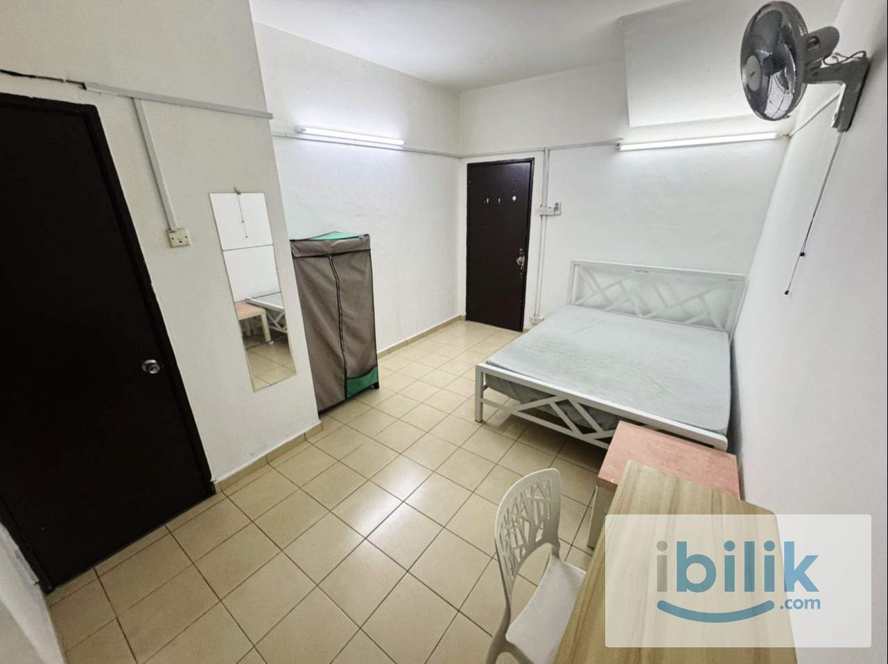 Near One Utama mall 🛌 Room for Rent with ❄️ Air-Cond @ Bandar Utama I JALAN BU11/7  - Image 6