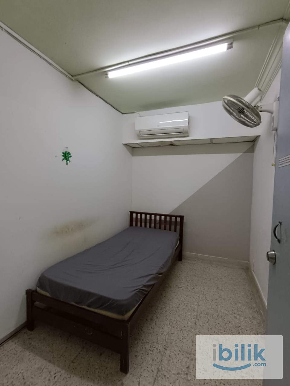 Low Deposit ISS15 private rooms I  Nearby INTI College I Jalan Ss15/7 - Image 1