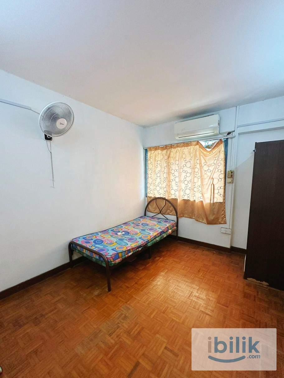 🔥 Walk to LRT Tmn Bahagia | SS2 Prime Area Room For Rent 🔥 - Image 1