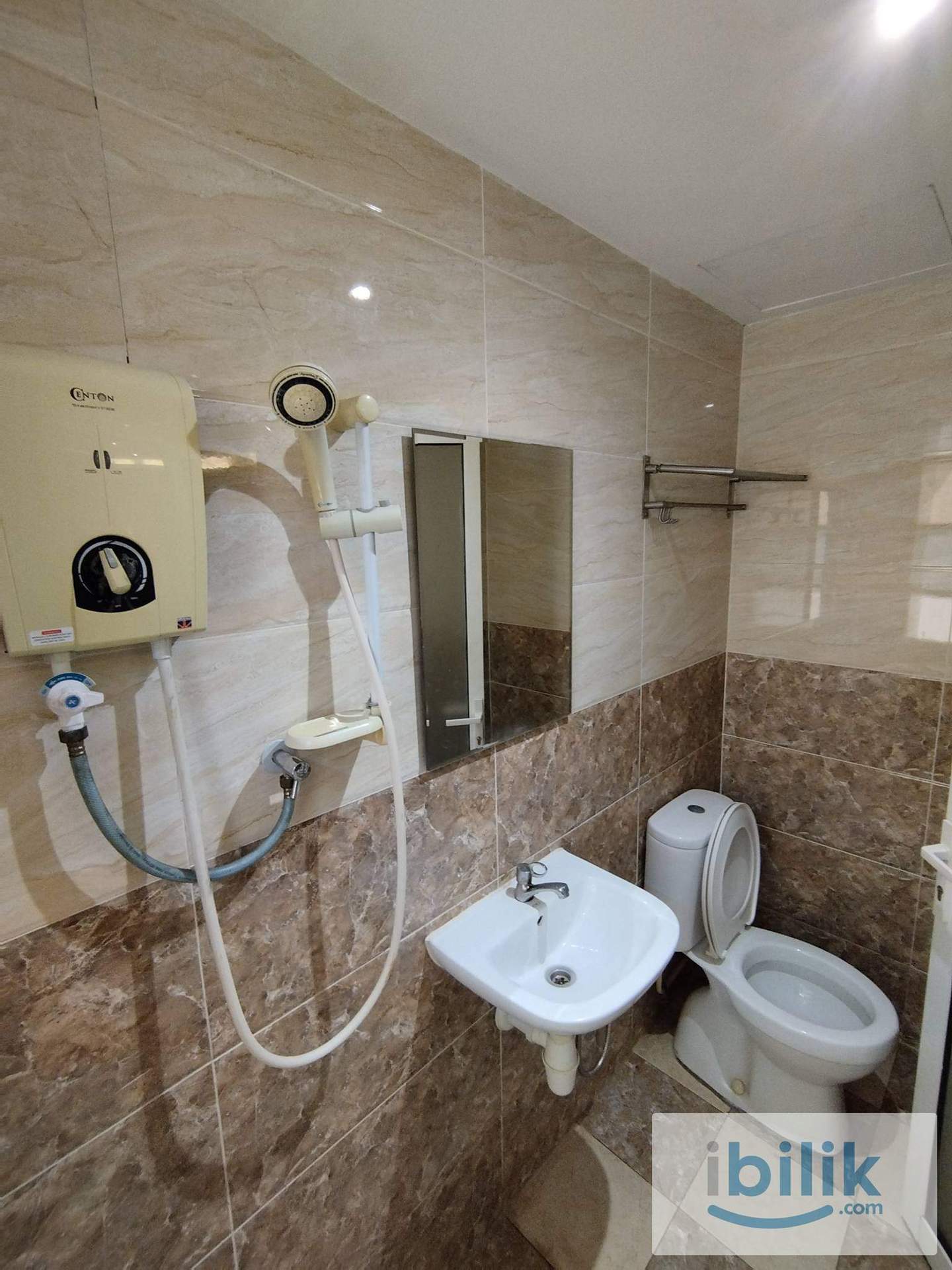 ⭐️Q Inn Hotel (Bandar Sunway)⭐️ PRIVACY QUEEN ROOM At BANDAR SUNWAY 🔥MOVE IN IMMEDIATELY🔥🍁ZERO DEPOSIT🍁🌈TRUSTED AGENT🌈 - Image 3