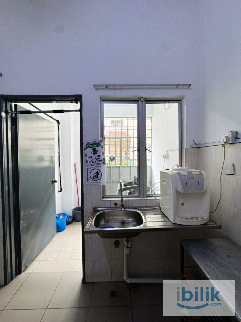 Zero deposit 🌸 Female Unit • Aircond • Private Bathroom - Image 3