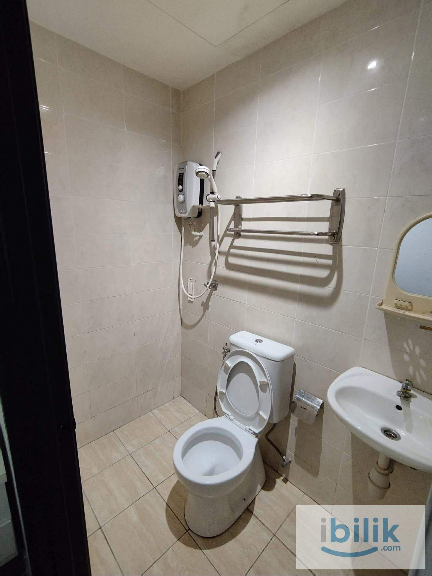 🏡SS2 , HOTEL ROOM FOR RENT,NO AGENT FEE🏡 - Image 2