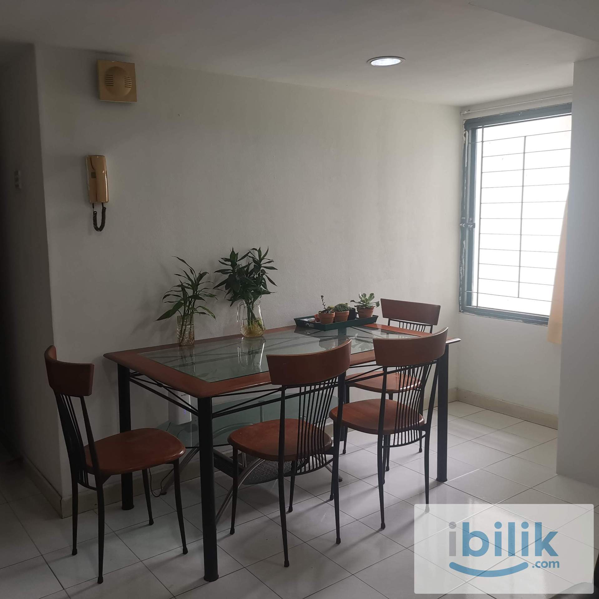 Female room available. - Image 10
