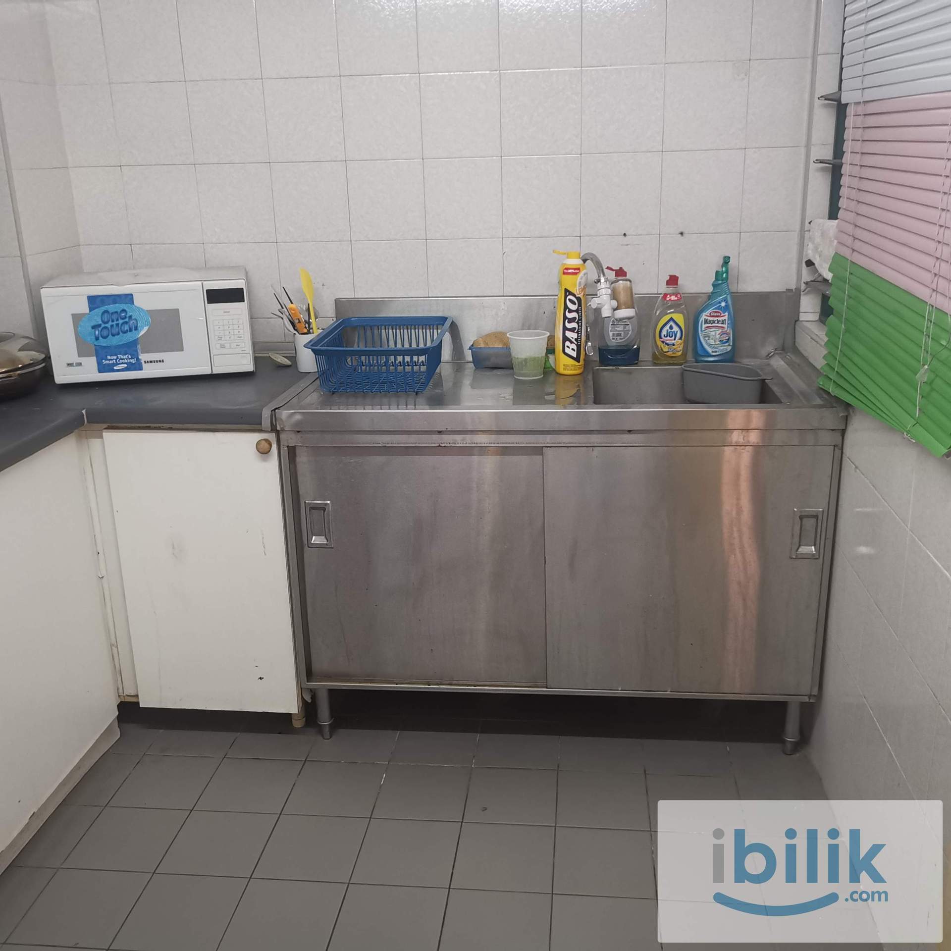 Female room available. - Image 8