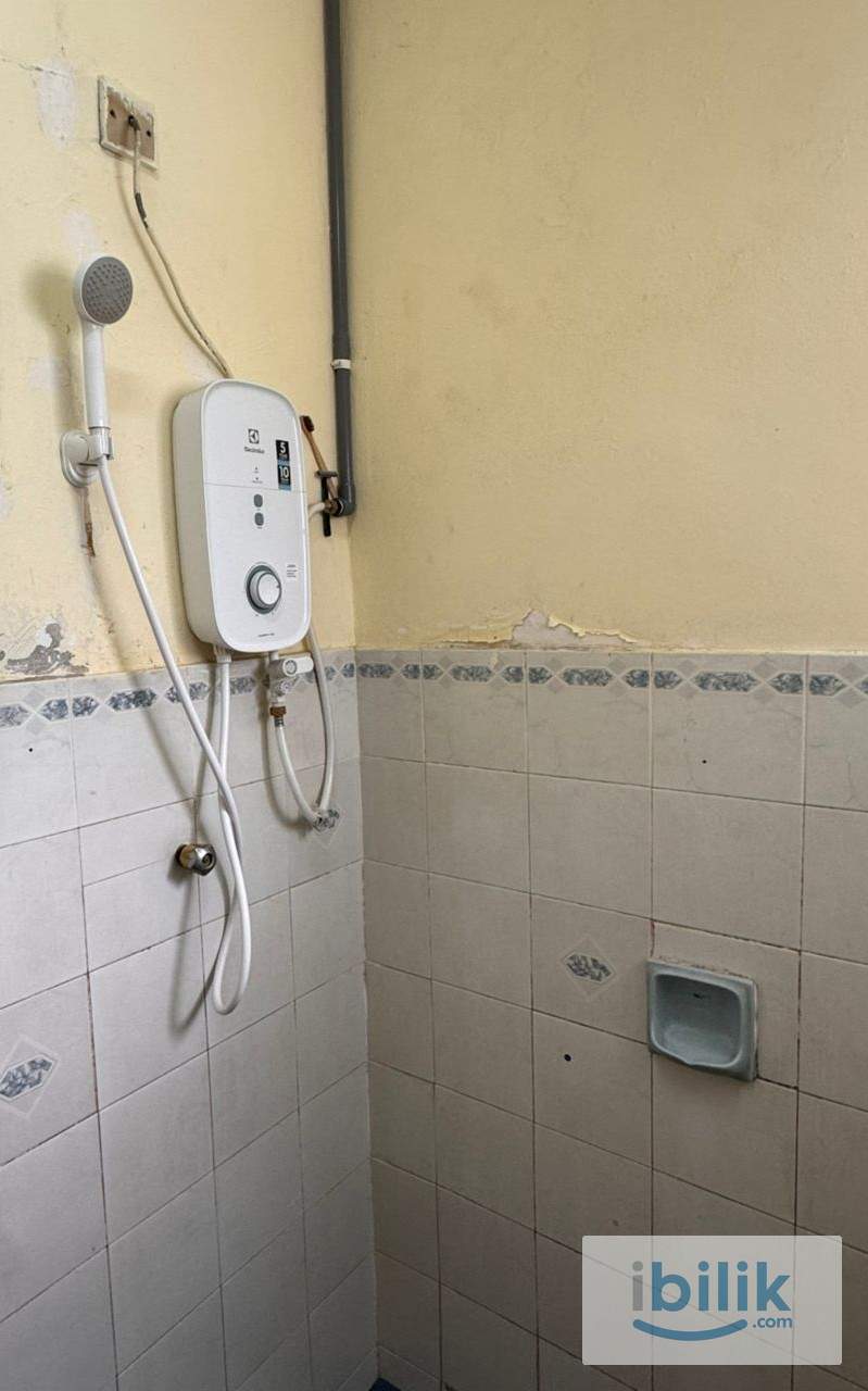 🛀🛀PRIVATE BATHROOM 😱😱De Tropicana, Kuchai Lama ✅NEAR MRT ⭐️ Newly RENO, Master Room Fully Furnished  - Image 4