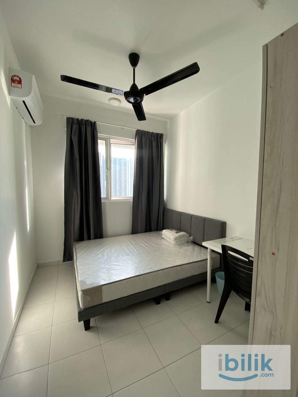 I-SANTORINI CONDO, SEAVIEW NEW SMALL ROOM RENT, READY TO MOVE IN - Image 1