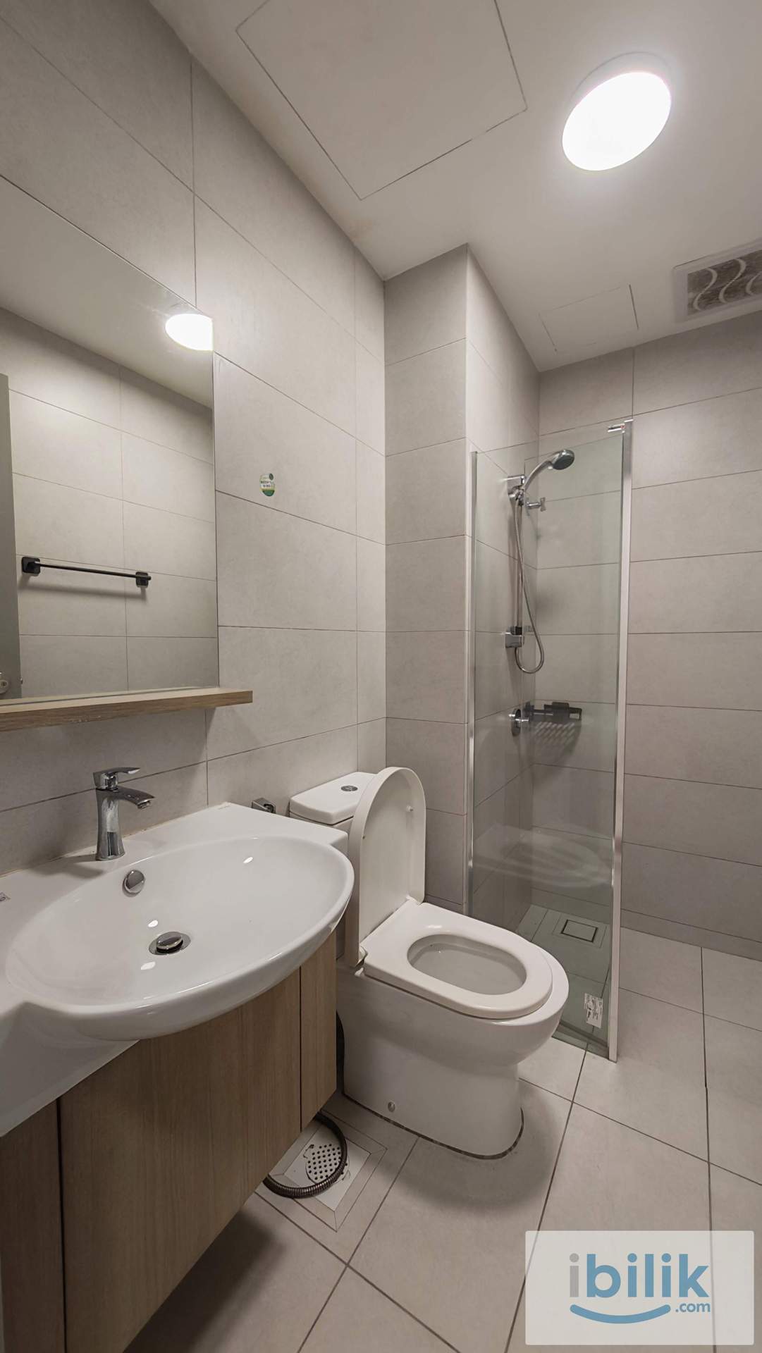Furnished Room Rent Sinaran Near IKEA,Design Village,Columbia Asia Hospital&UOW Malaysia KDU University College - Image 5
