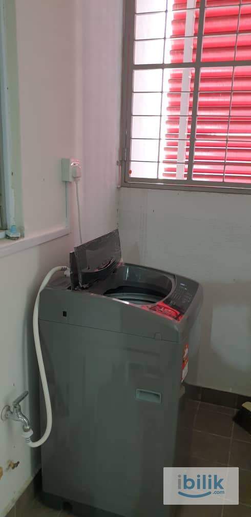 Middle Room - Image 4