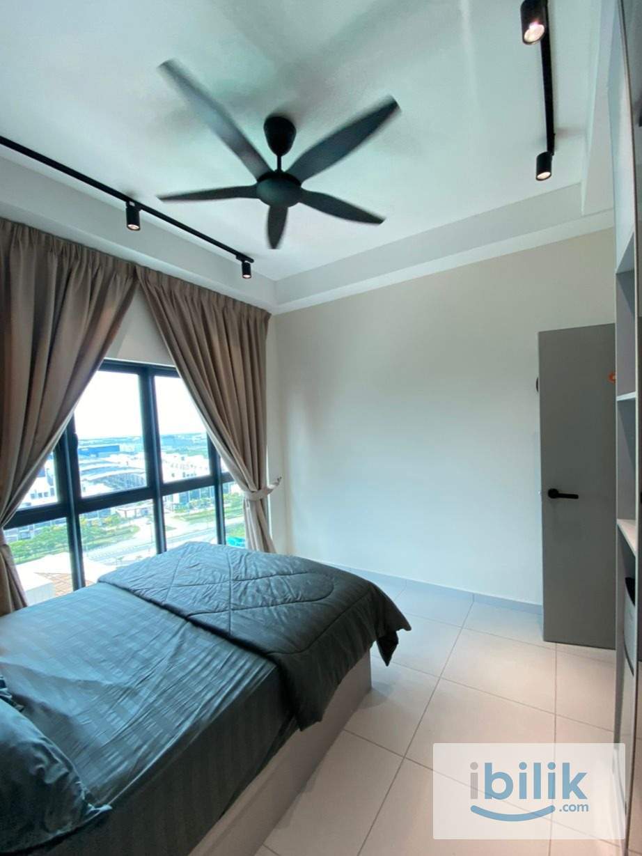 🔺MIDDLE BEDROOM WITH BIG WINDOW AT SINARAN RESIDENCE, BATU KAWAN 🔻 - Image 4