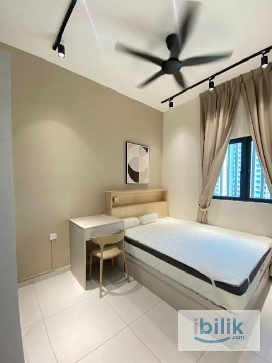 🔺MASTER BEDROOM AT SINARAN RESIDENCE, BATU KAWAN 🔻 - Image 1