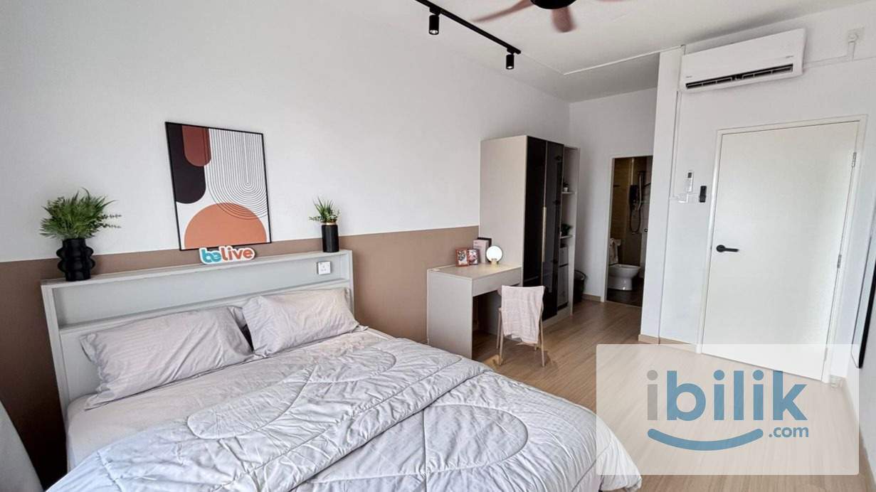 Master bedroom at RUBICA @ HARBOUR PLACE, Butterworth - Image 2