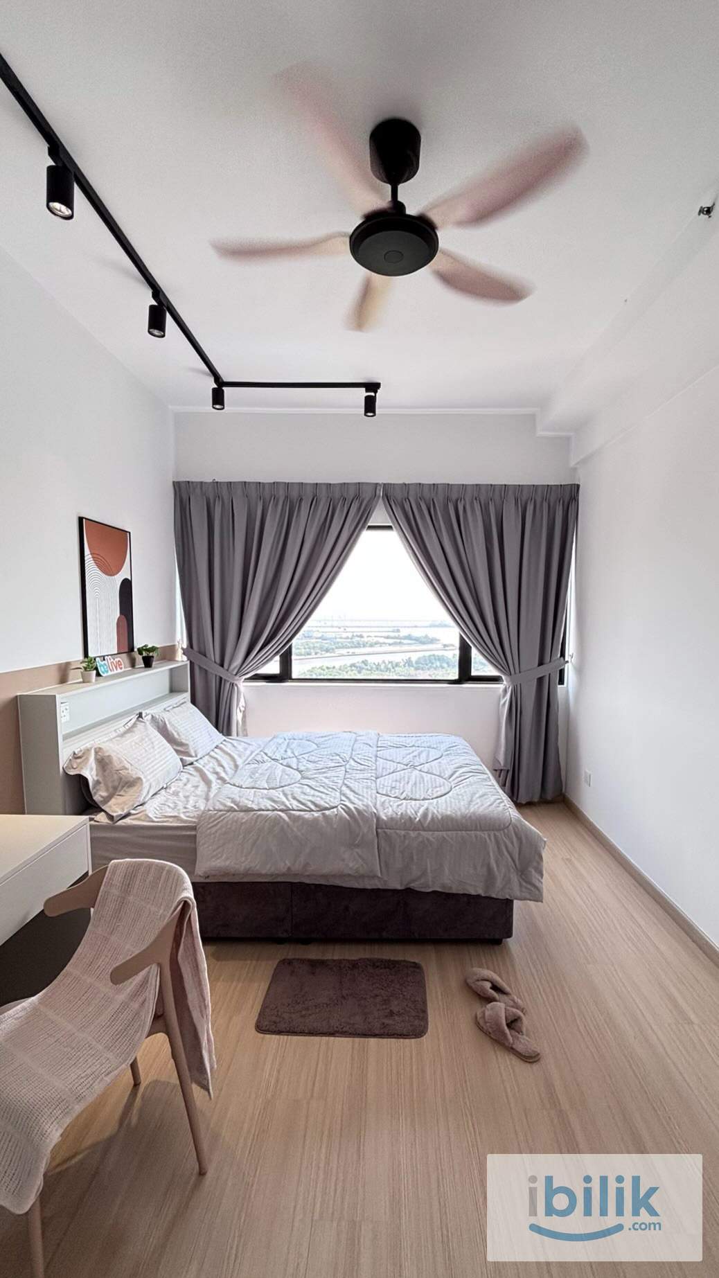 Middle bedroom at RUBICA@HARBOUR PLACE, Butterworth - Image 1