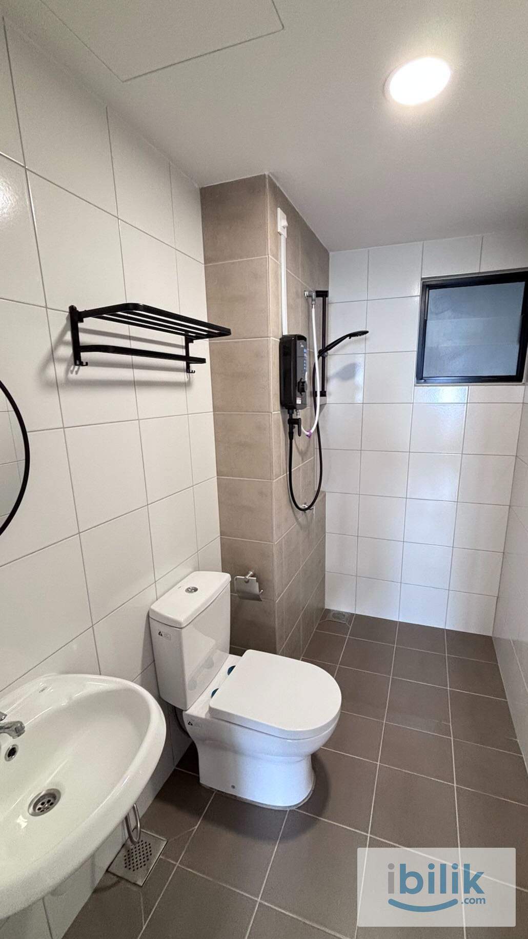 Middle bedroom at RUBICA@HARBOUR PLACE, Butterworth - Image 5