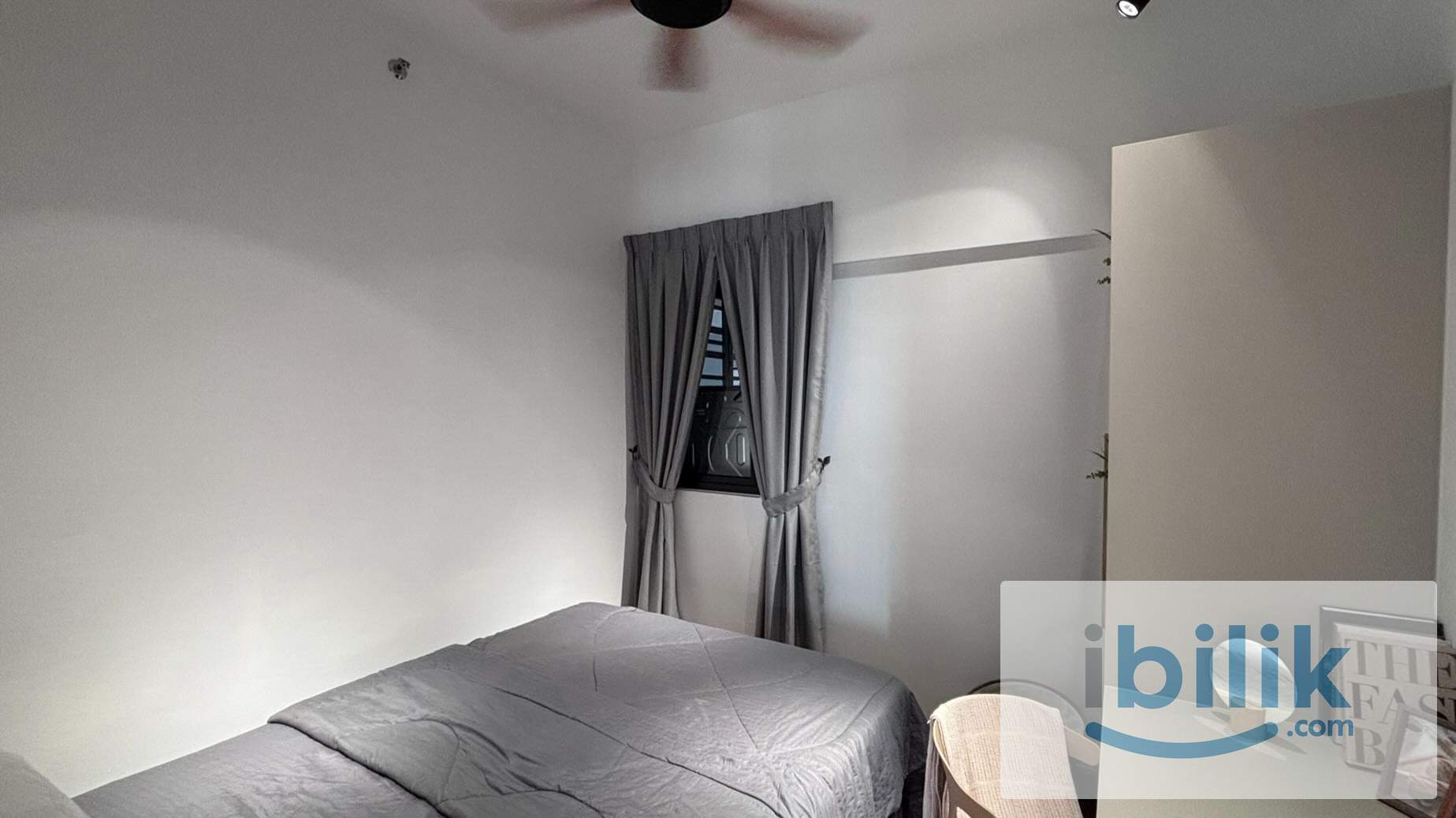 Queen Common bedroom at RUBICA@HARBOUR PLACE, Butterworth - Image 5