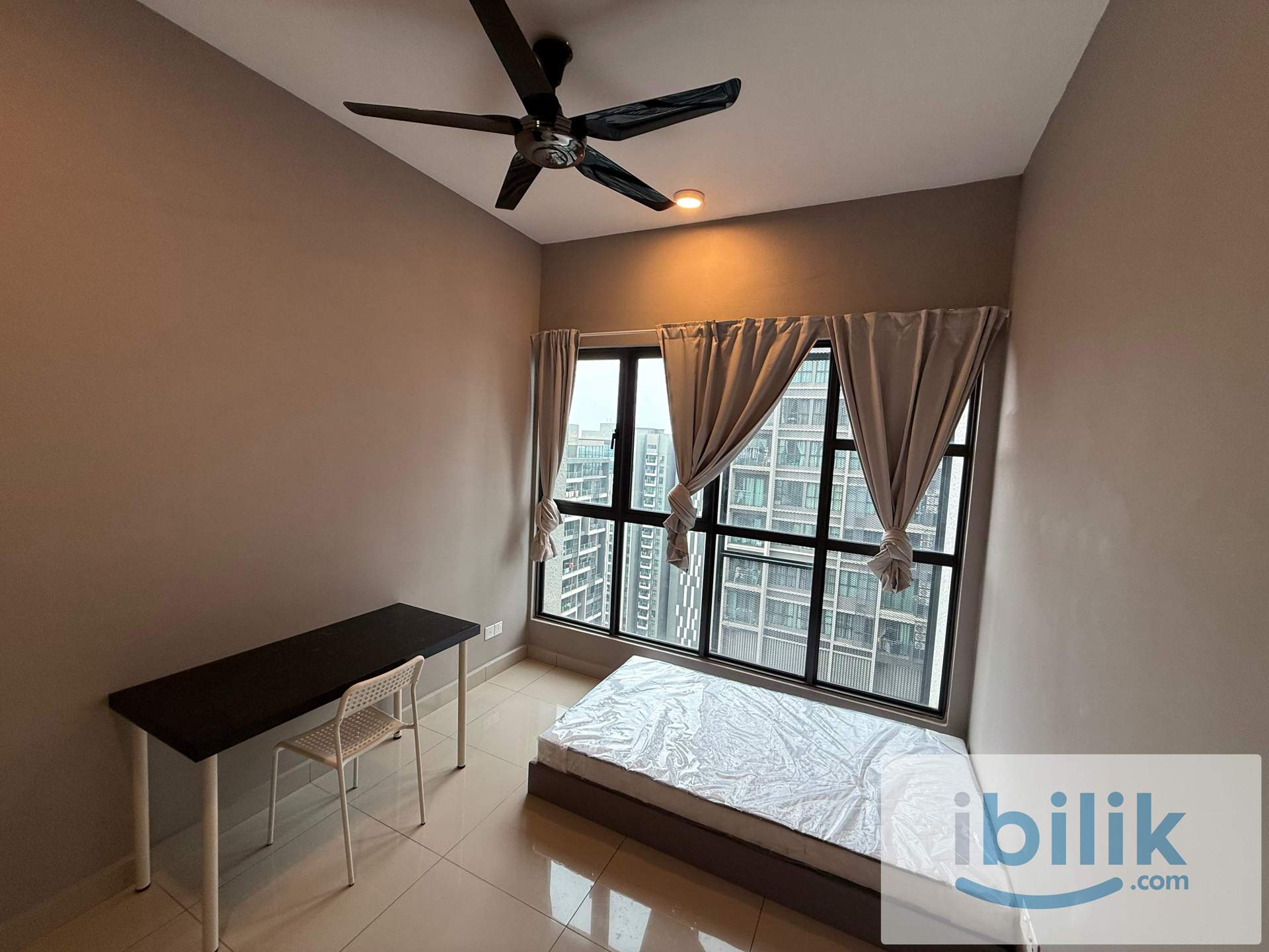 Master room - Image 7
