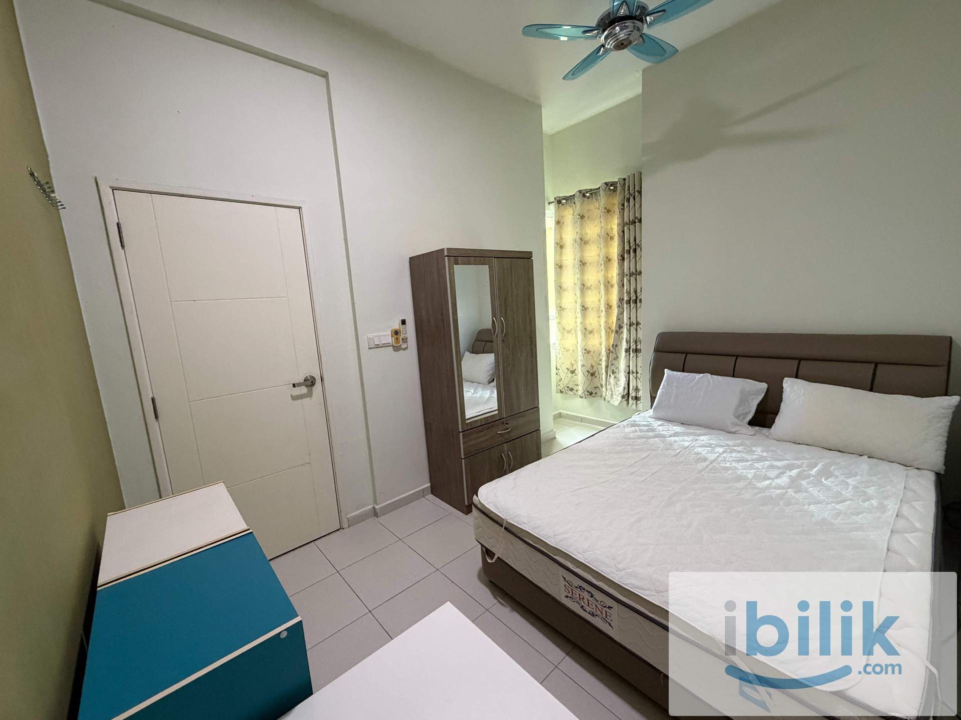 Penang Bayan Lepas Middle/Queen Size Bedroom @ One Imperial Condominium - Image 1