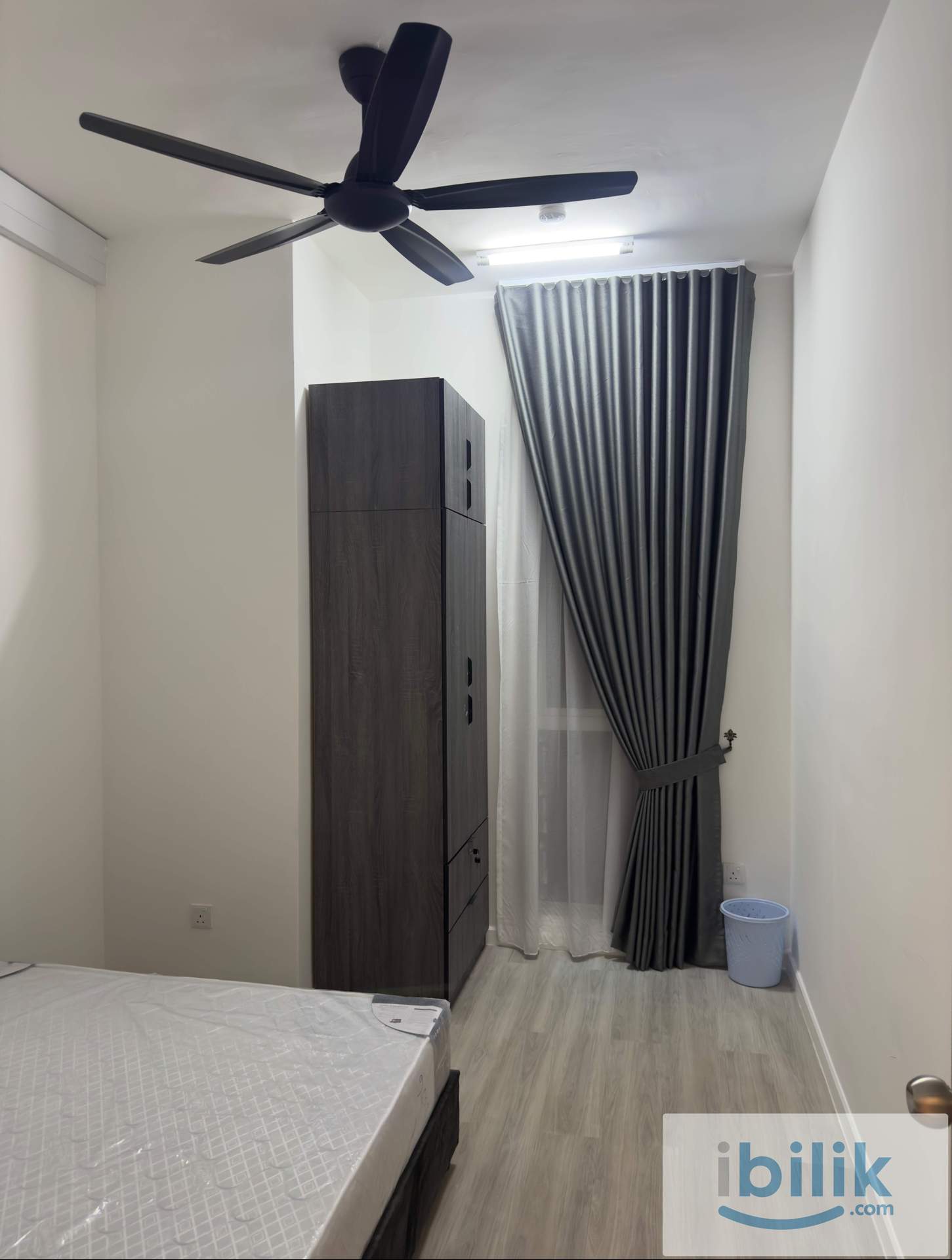 Rental Room Lakefront Residence  - Image 6