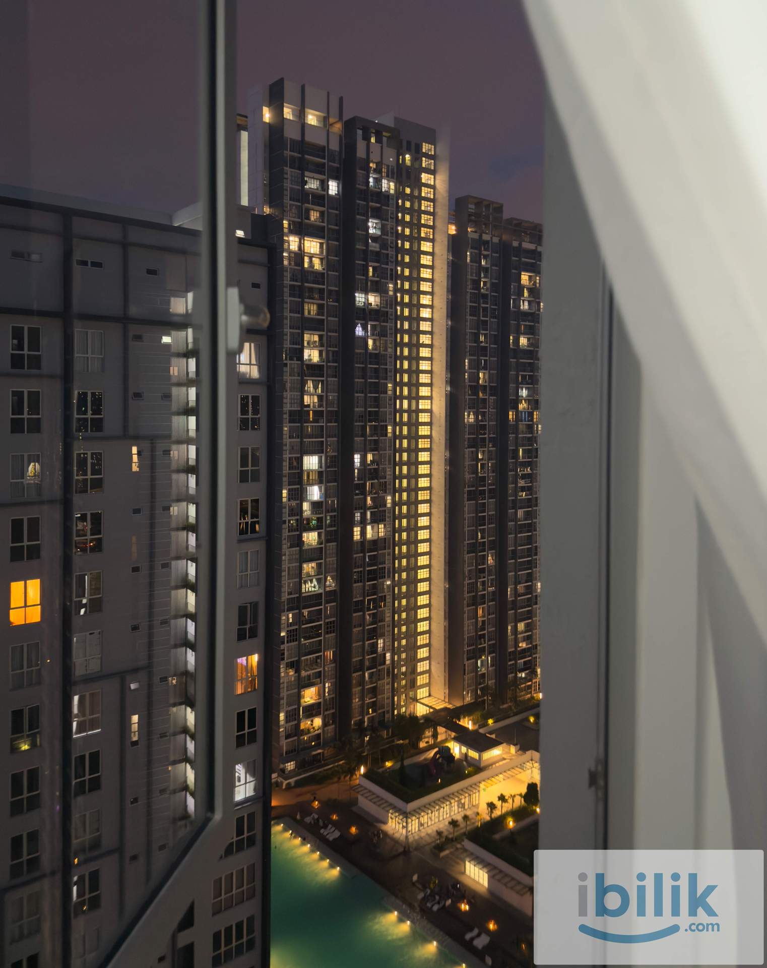 Master Room Rental - Lakefront Residence  - Image 1