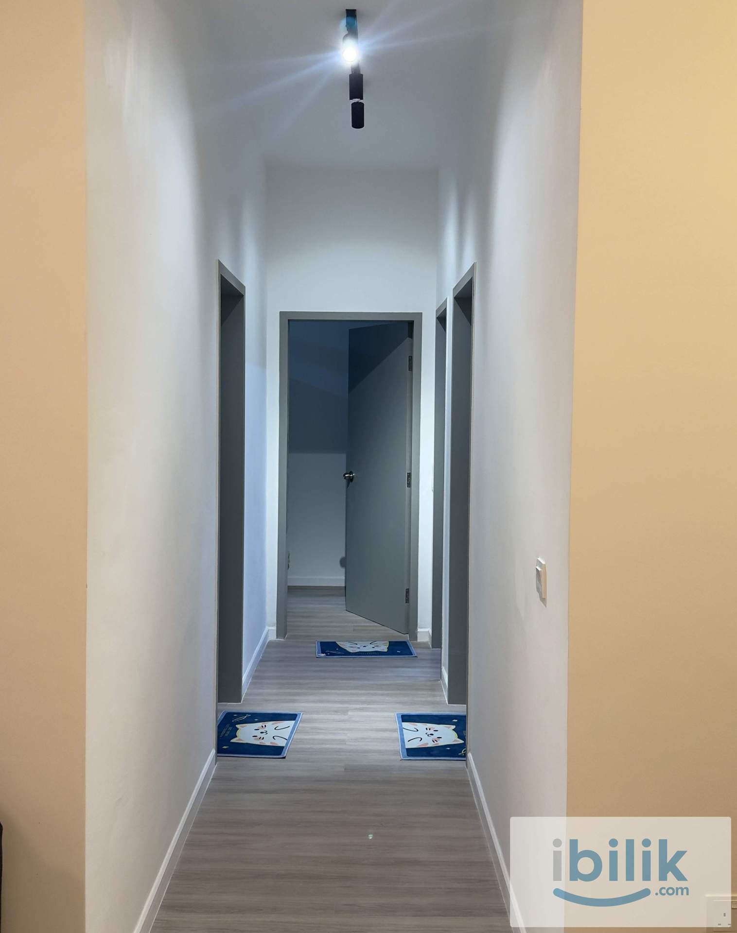 Master Room Rental - Lakefront Residence  - Image 4