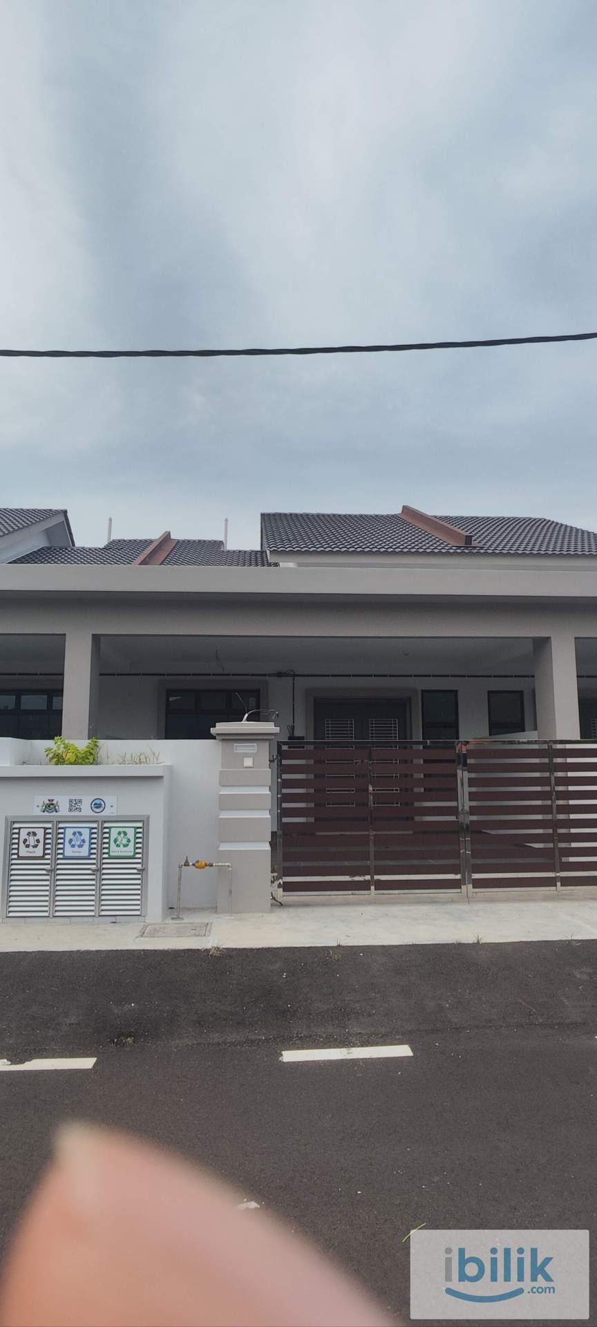 single storey terrace house - Image 7