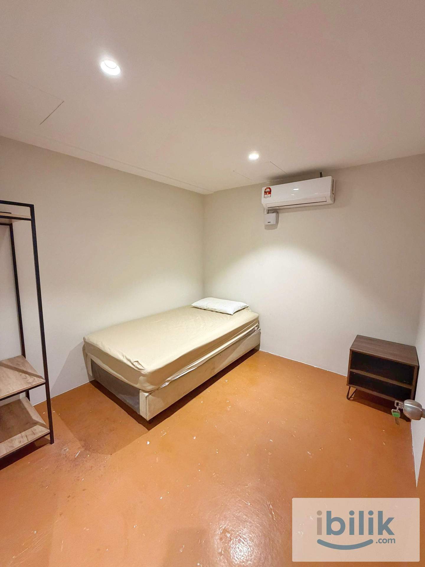 🤯CRAZY DEAL 📍Chow Kit ❤️Fully furnished single bed room for rent ✅️Move-in ready ⚡️5 mins walking to LRT PWTC - Image 1