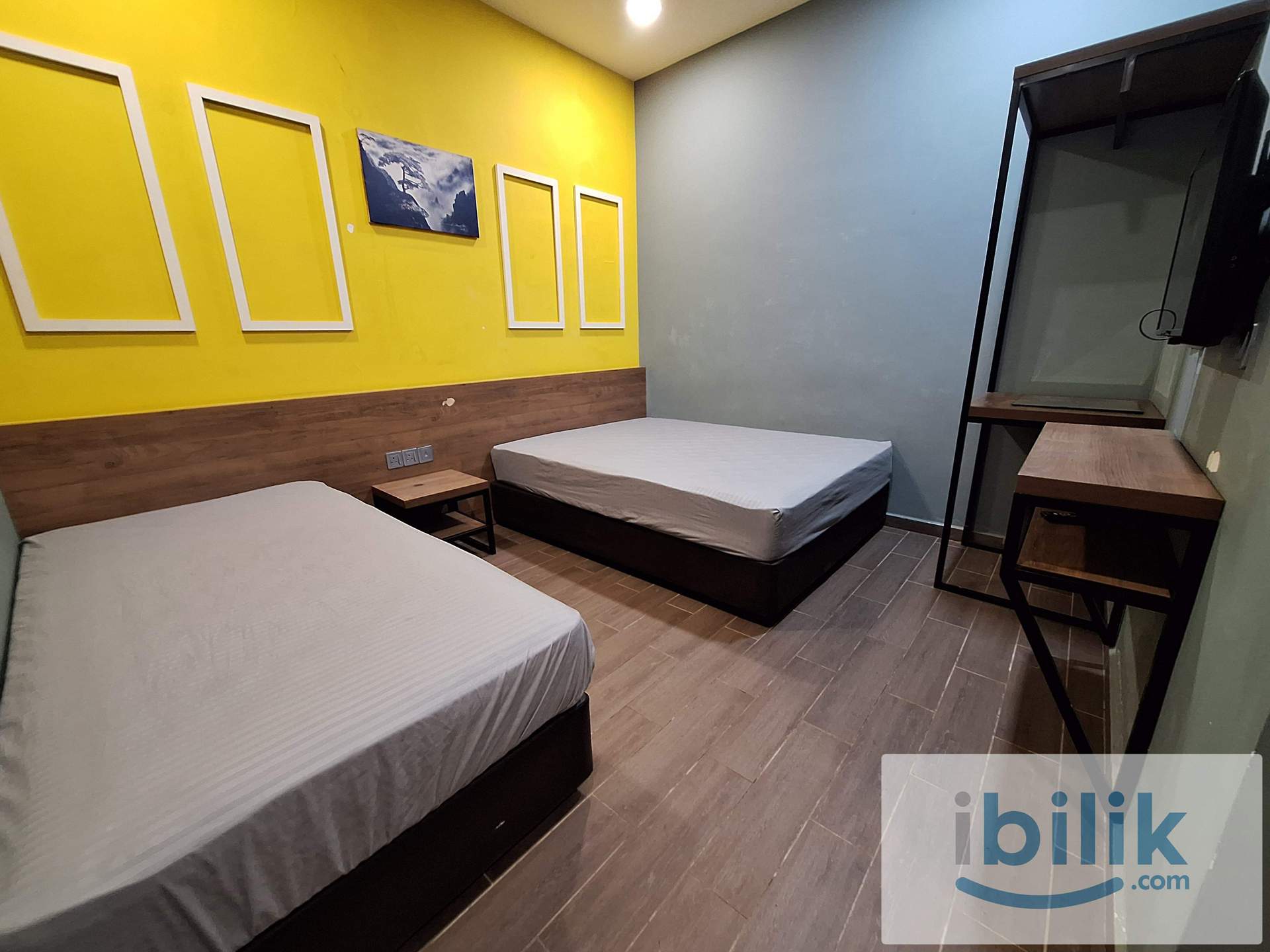🔥Limited ✅Double bed room attached with private washroom ⚡️Walking distance to LRT Pudu 👍Zero depo 👍One month depo - Image 1