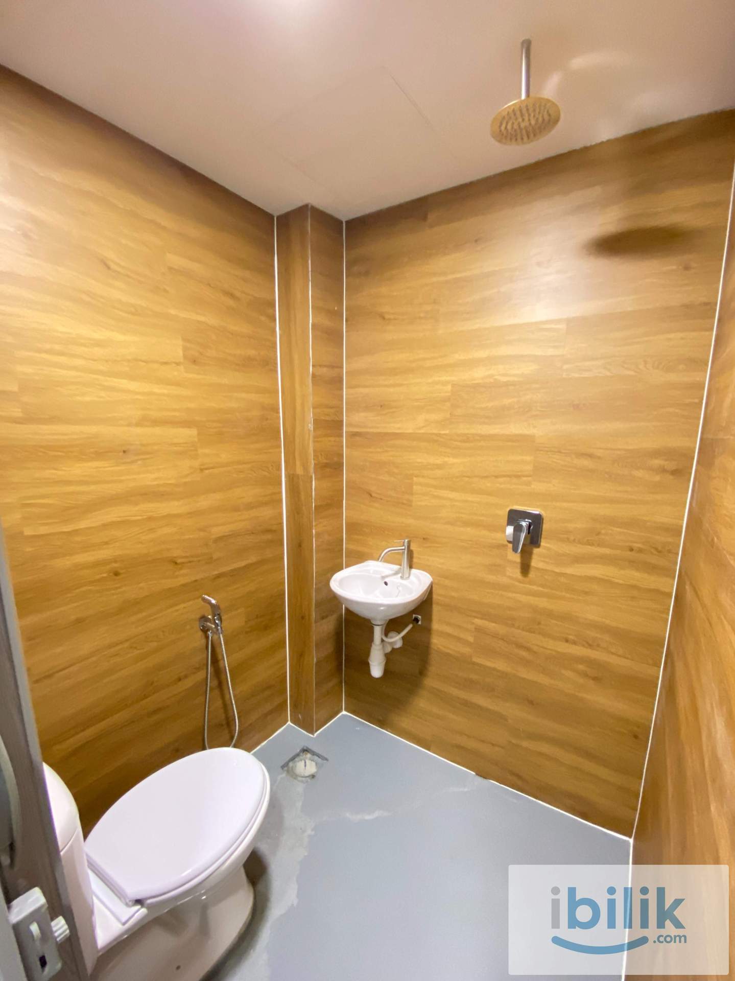 🔥Limited 📍Paroi Seremban ✅Queen Bed Room attached with Washroom ⚡️Move-in Ready 👍Zero / One month Deposit - Image 5