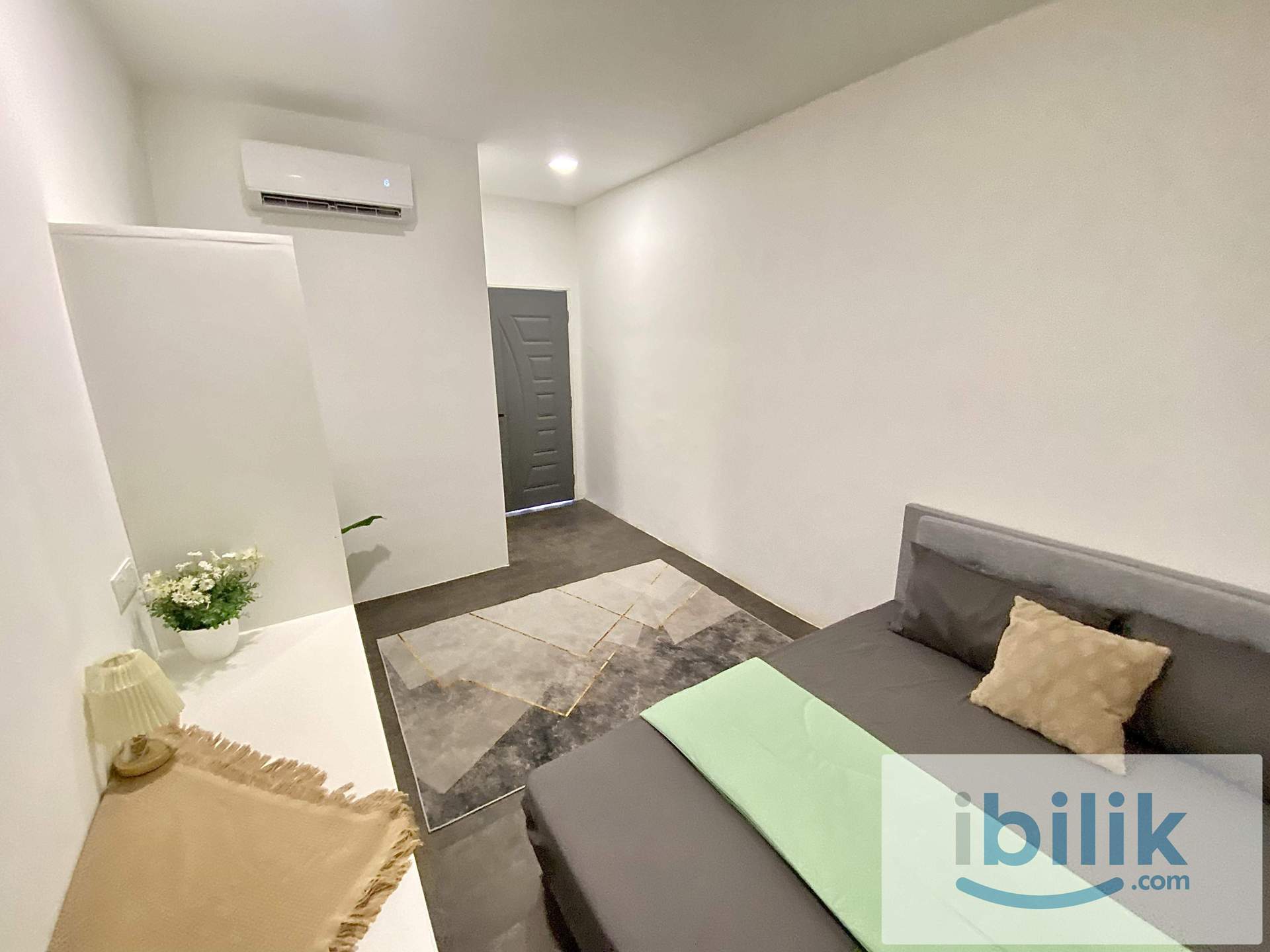 📍Seremban 🤩Fully Furnished Queen Bed Room attached with Washroom ⚡️Move-in Ready ✅Flexible Deposit Options - Image 2