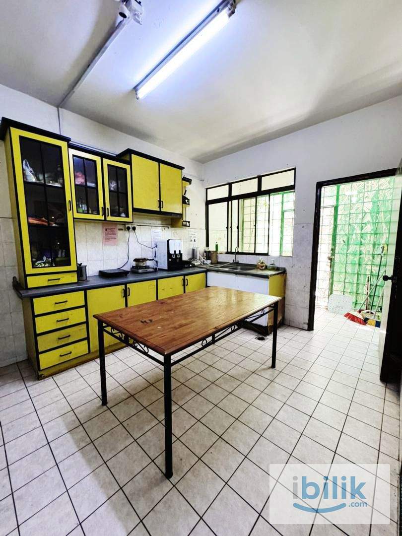 ♥️ Middle Room at Bandar Utama 👑 Nearby One Utama, MRT Bandar Utama, 1 Power House, First Avenue, Centre Point, IKEA - Image 5