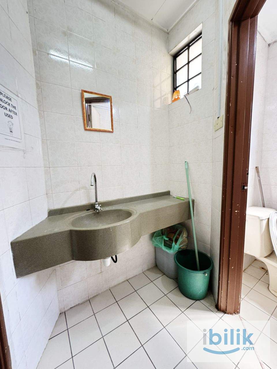 🔥Fully Furnished Single room at Bandar Utama 💥ZERO depo 💪RM88 REBATE 🆓FREE Ulimited Wi-Fi 🆓FREE Water 🆓FREE cleaning - Image 3