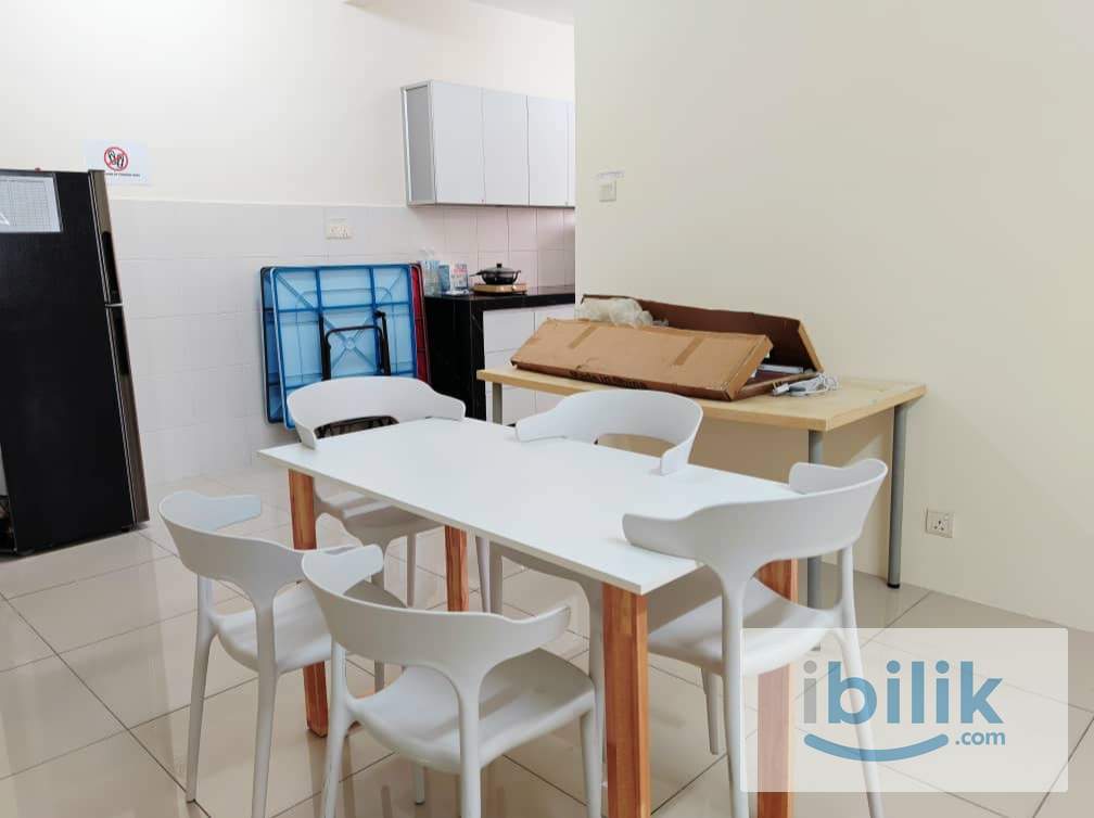 Female TARUMT Fully Furnished Rooms for Rent  - Image 5