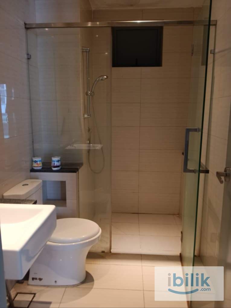 Middle Room @ Mutiara Damansara - Image 9