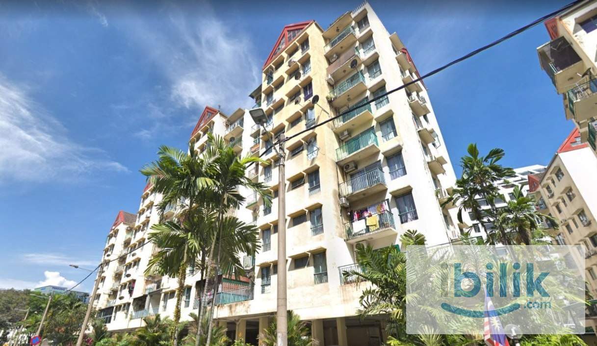 Couple Bedroom (Bilik 3 - 📍 Palladium Condominium, Jalan Gurney 2, Kuala Lumpur) - Image 2