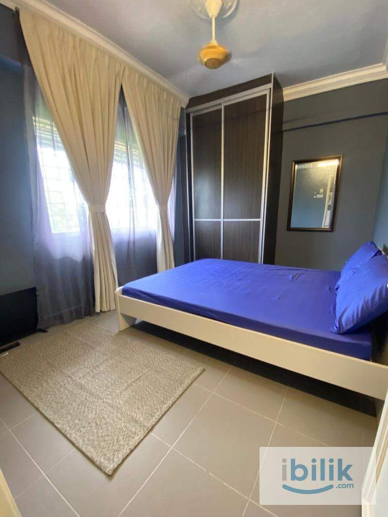Medium Bedroom (Bilik 3 - 📍 Kota Impian, Seri Kembangan) - Image 1