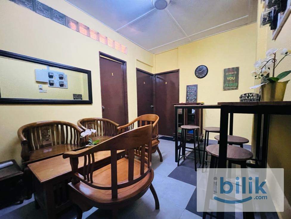 Medium Bedroom (Bilik 1- Bukit Angkasa) - Image 2