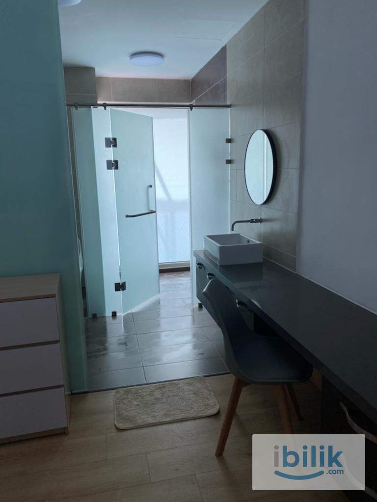 Master Room at Sphere Damansara (Near MRT) - Image 4