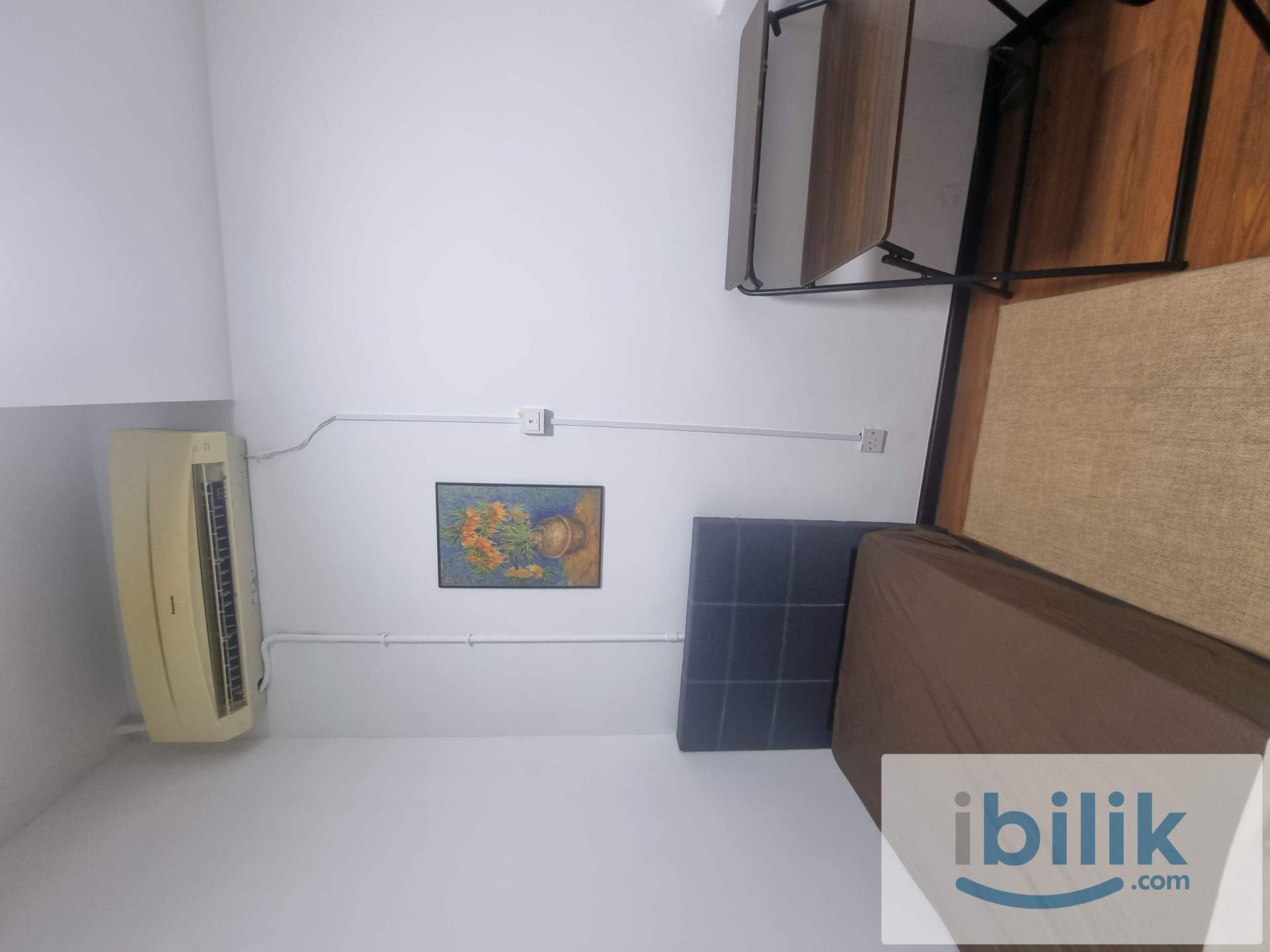 Single Room - Image 6