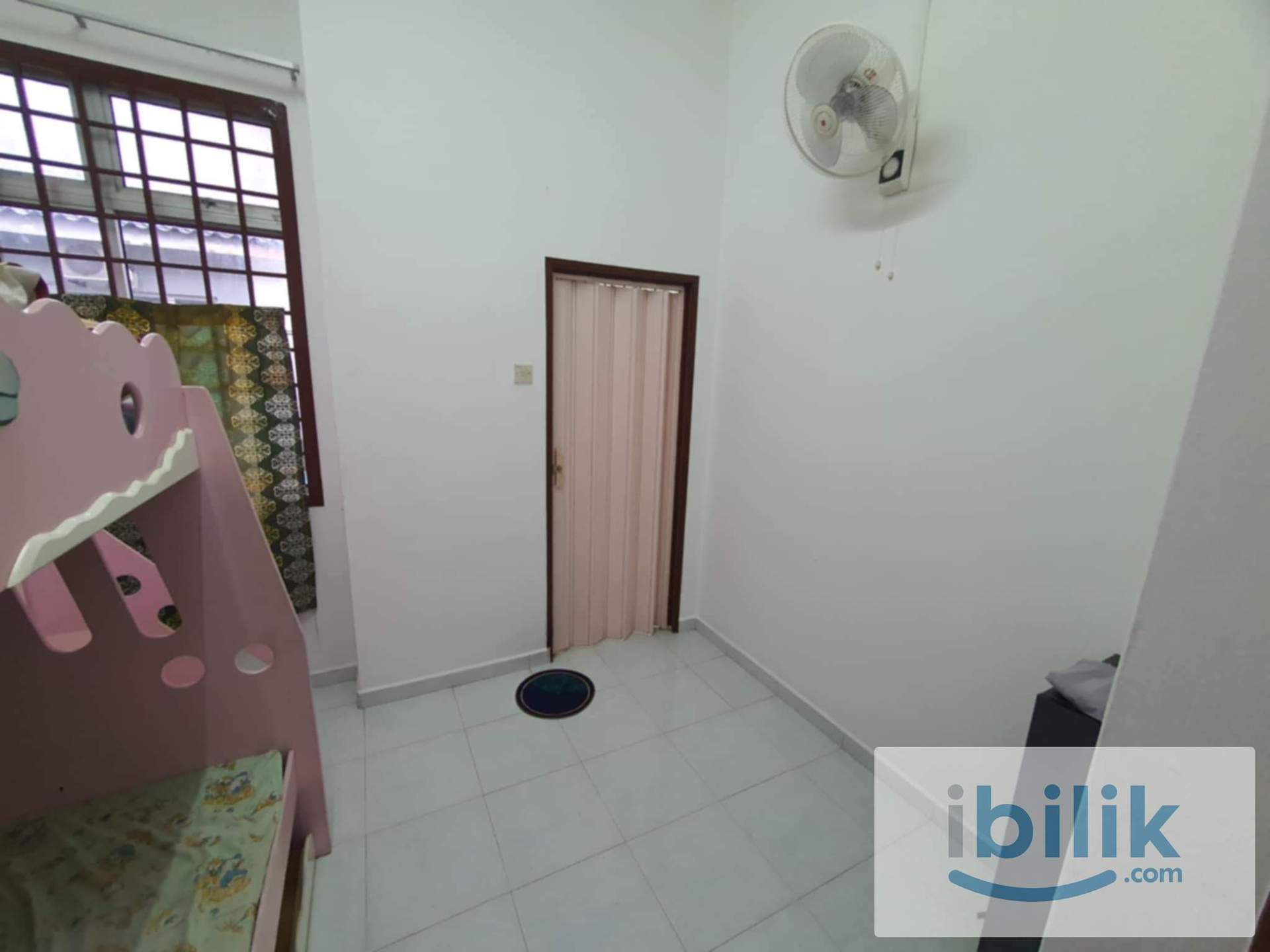 Single Room  - Image 2