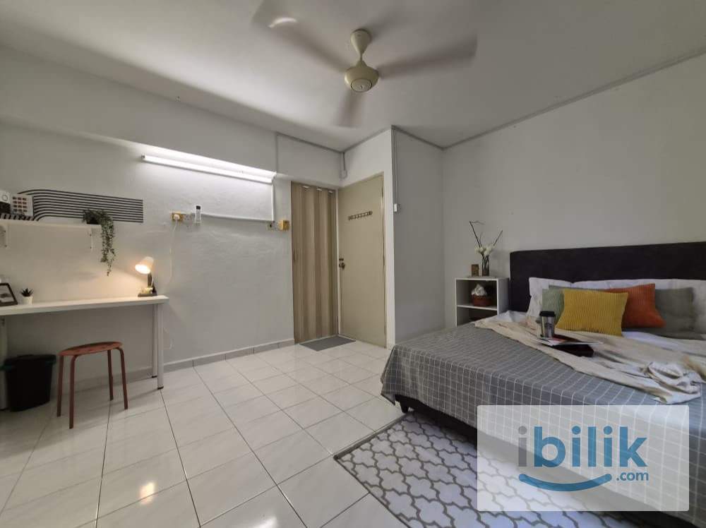USM(Taman Pekaka) Fully Furnished Master Room For Rent  - Image 8