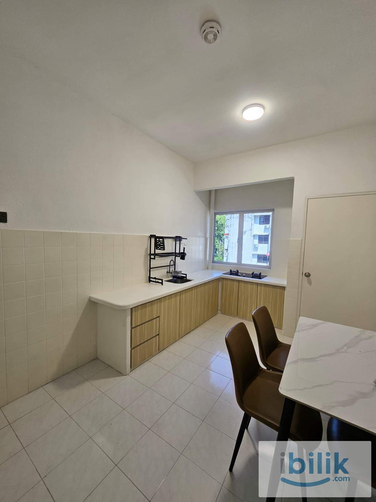 INTI & USM Fully Furnished MasterRoom For Rent Jambul View - Image 3