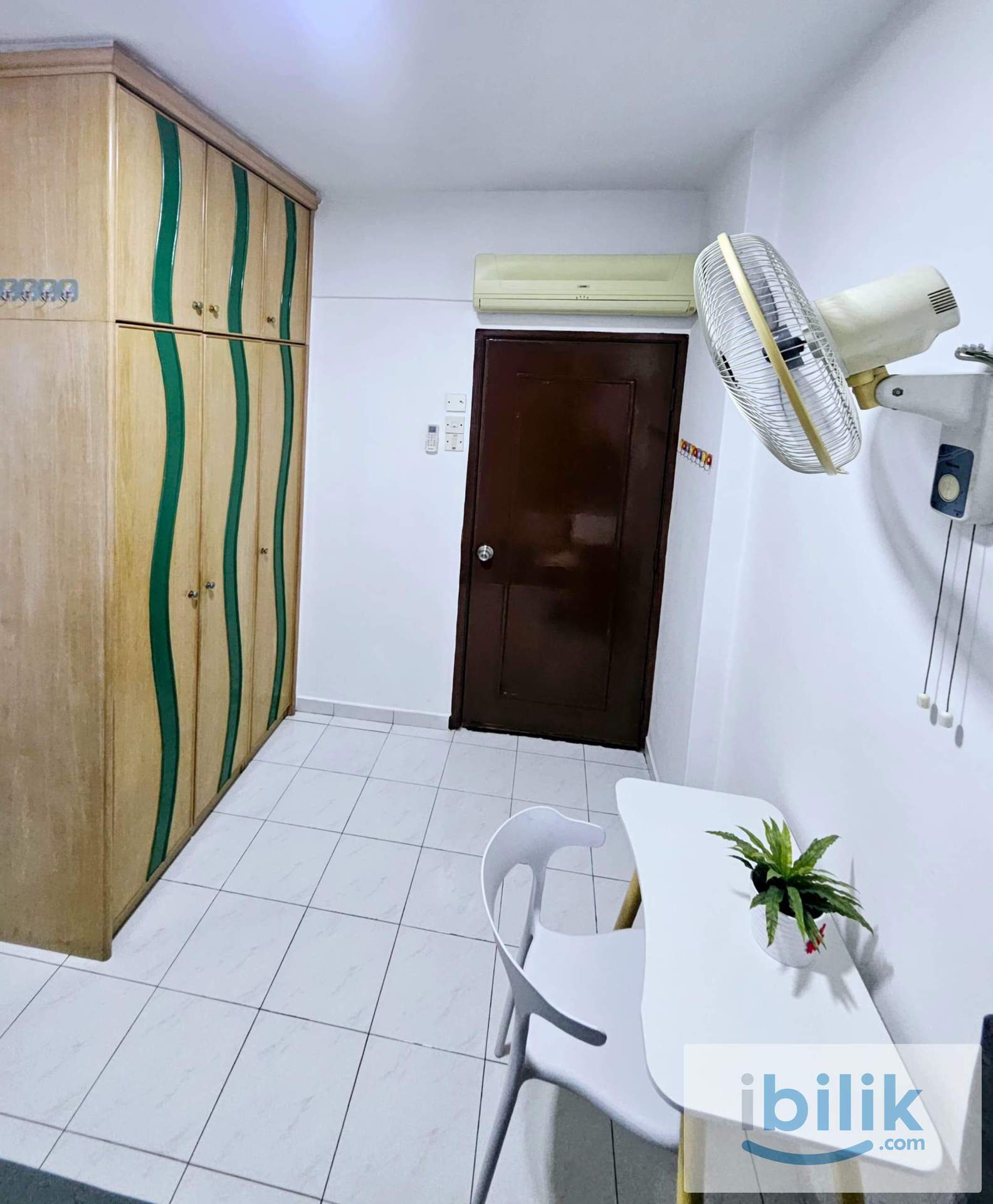 Villa Emas Fully Furnished Single Room For Rent - Image 4