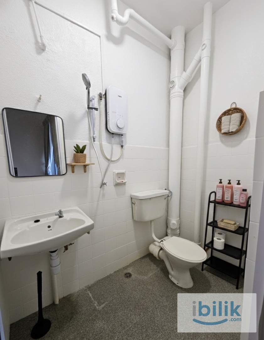 USM & INTI College (Jamnbul View) Single Room For Rent - Image 3