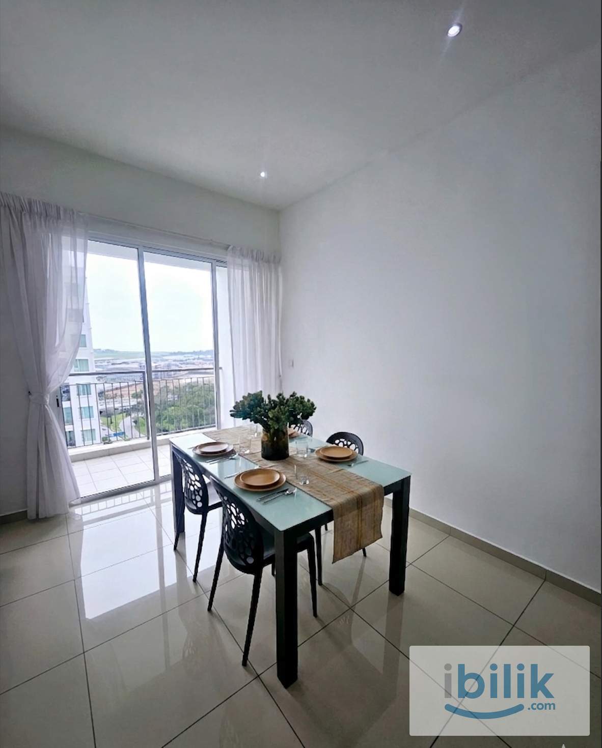 2 Bedroom Studio Apartment - Image 3