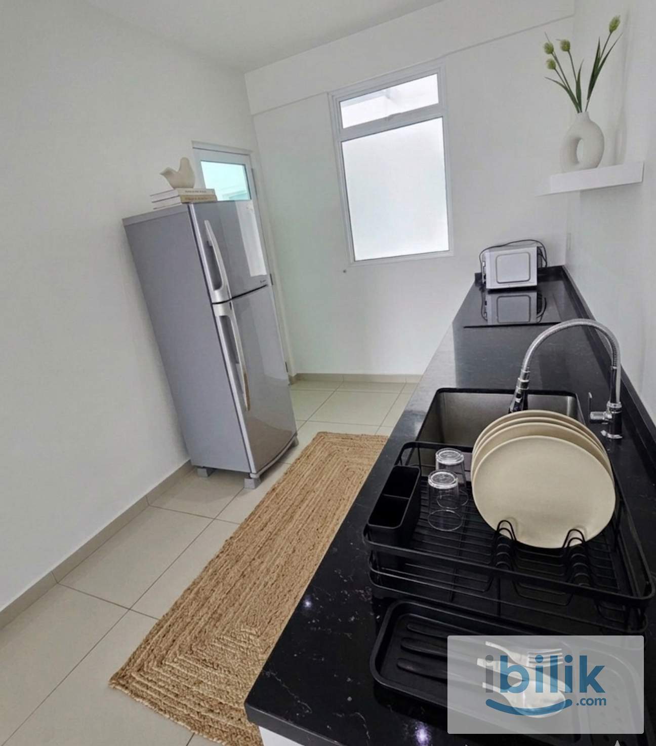 2 Bedroom Studio Apartment - Image 4