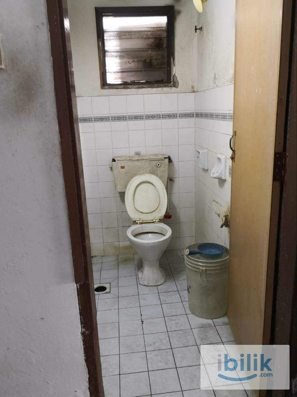 Two Room For Rent @ Goodyear Court 10 - Image 3