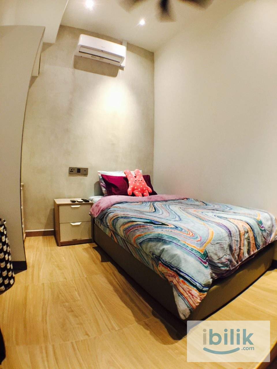 Female specified room rental - Image 3